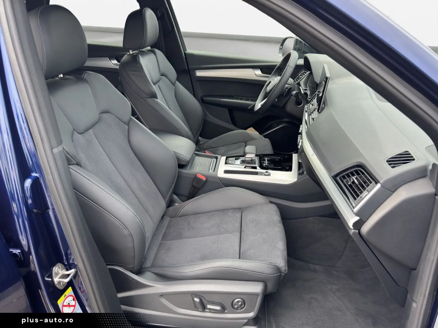 AUDI Q5 55 TFSIe quattro S-LINE NAVI-PLUS MATRIX KAME