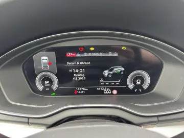 AUDI Q5 55 TFSIe quattro S-LINE NAVI-PLUS MATRIX KAME