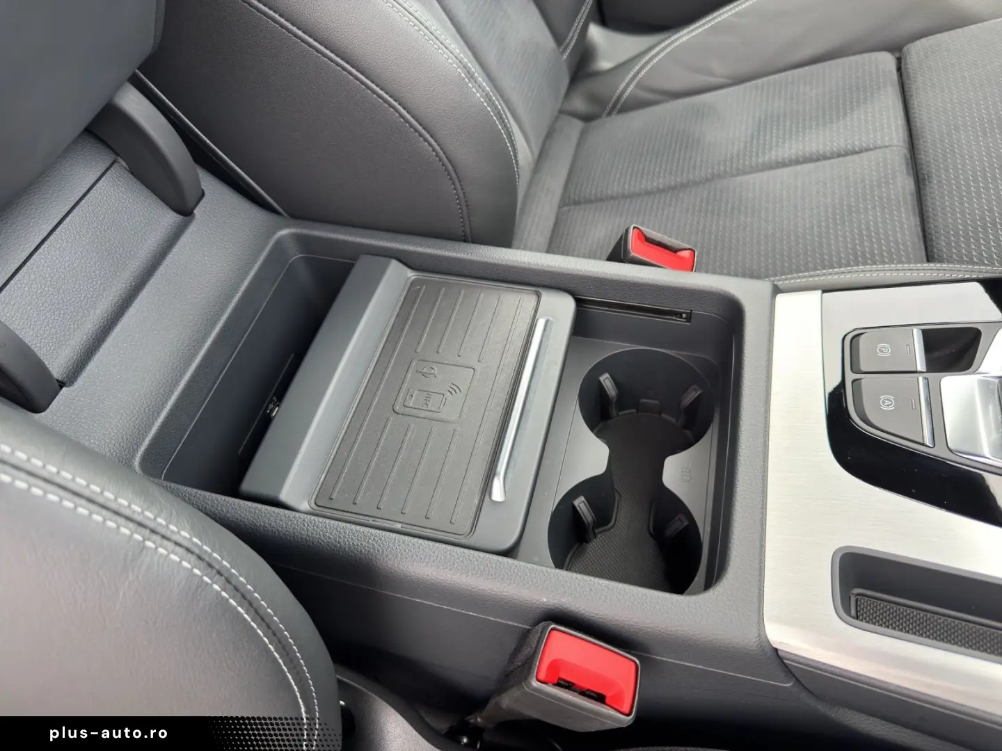 AUDI Q5 55 TFSIe quattro S-LINE NAVI-PLUS MATRIX KAME