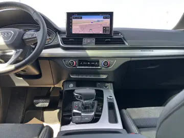 AUDI Q5 55 TFSIe S-LINE NAVI-PLUS MATRIX AHK PANO OPT