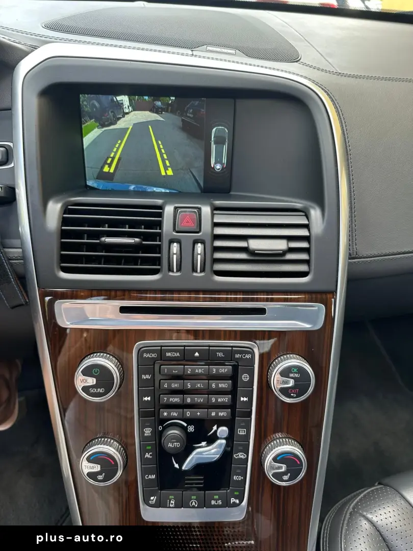 VOLVO XC60 INSCRIPTION 2.0 DIESEL