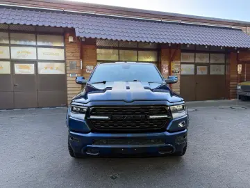 DODGE V8 4X4 PANO 12 RADIO El.-TRITT AHK NAVI GARANTIE