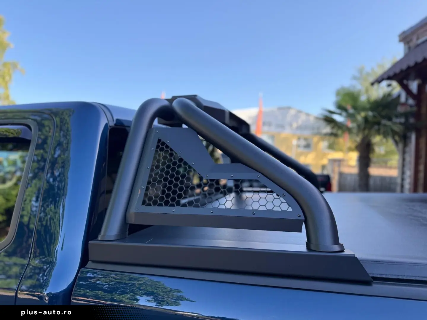 DODGE V8 4X4 PANO 12 RADIO El.-TRITT AHK NAVI GARANTIE
