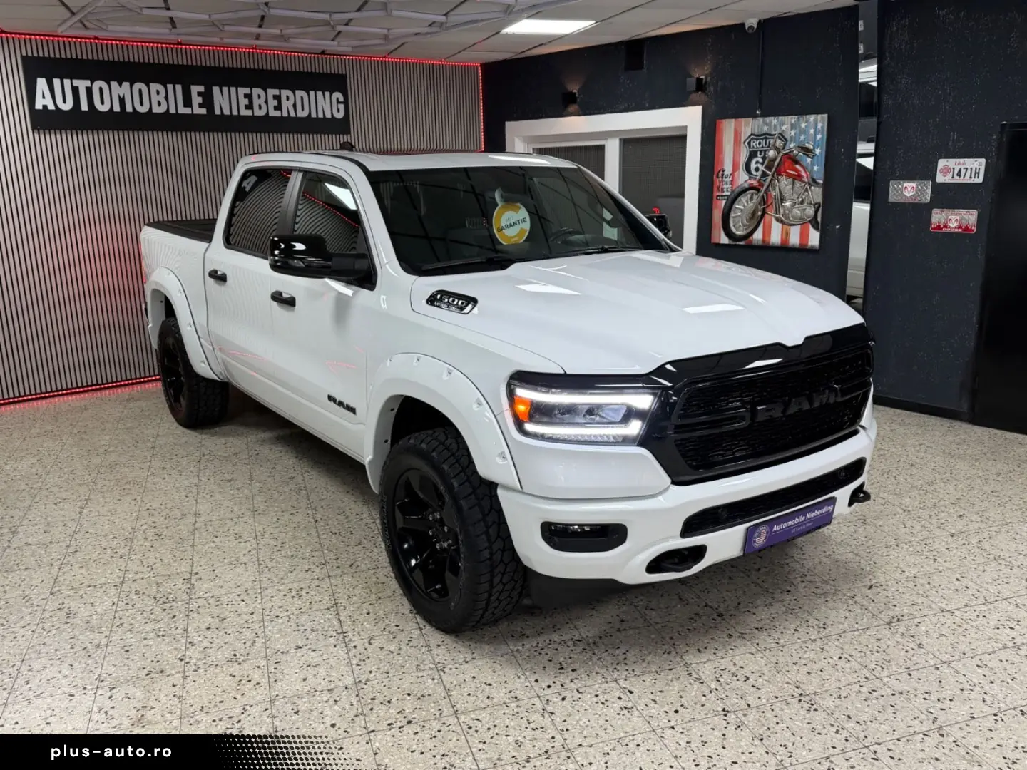 DODGE RAM 5.7 HEMI 4X4 Night.Edt   PANO   12 Zoll  LPG