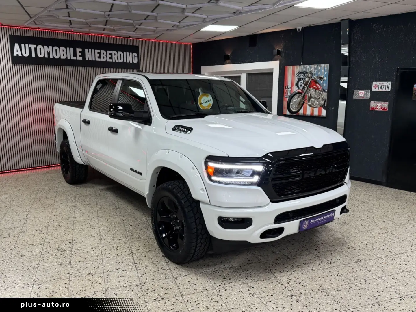 DODGE RAM 5.7 HEMI 4X4 Night.Edt   PANO   12 Zoll  LPG