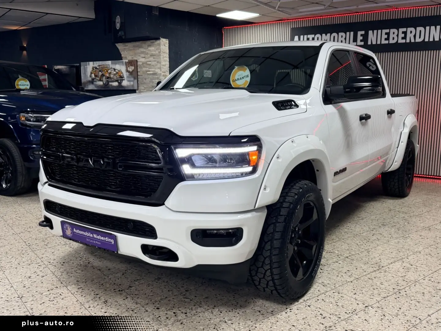 DODGE RAM 5.7 HEMI 4X4 Night.Edt   PANO   12 Zoll  LPG
