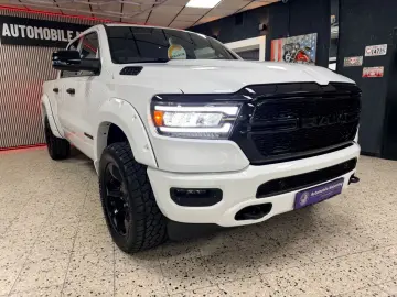 DODGE RAM 5.7 HEMI 4X4 Night.Edt   PANO   12 Zoll  LPG