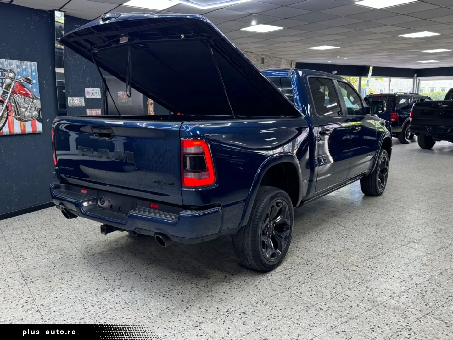DODGE RAM 5.7 HEMI 4X4 LIMITED LCD TACHO PANO ACC 360