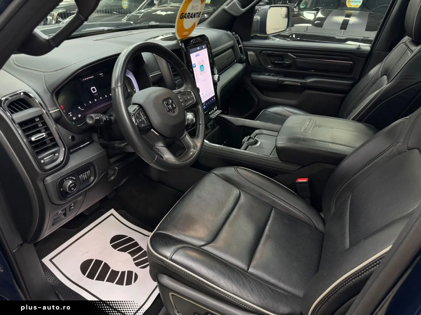 DODGE RAM 5.7 HEMI 4X4 LIMITED LCD TACHO PANO ACC 360