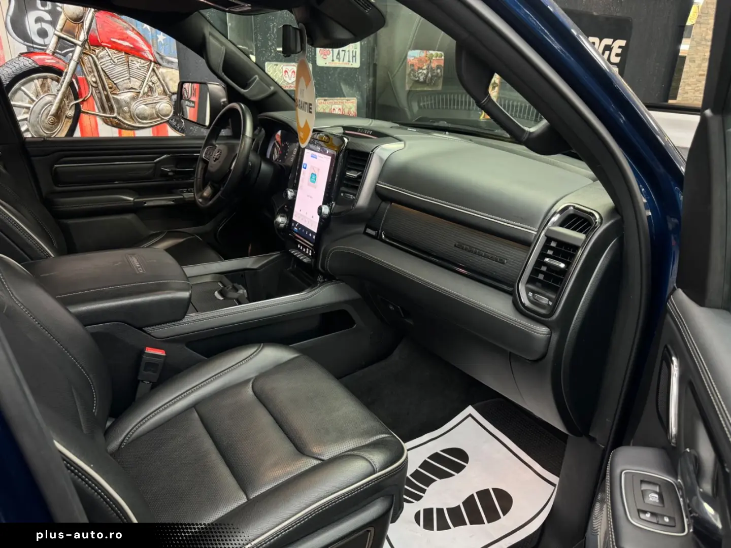 DODGE RAM 5.7 HEMI 4X4 LIMITED LCD TACHO PANO ACC 360