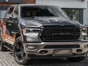 DODGE RAM5.7Laramie E-Torque LPG Navi 360 Dig-T Pano