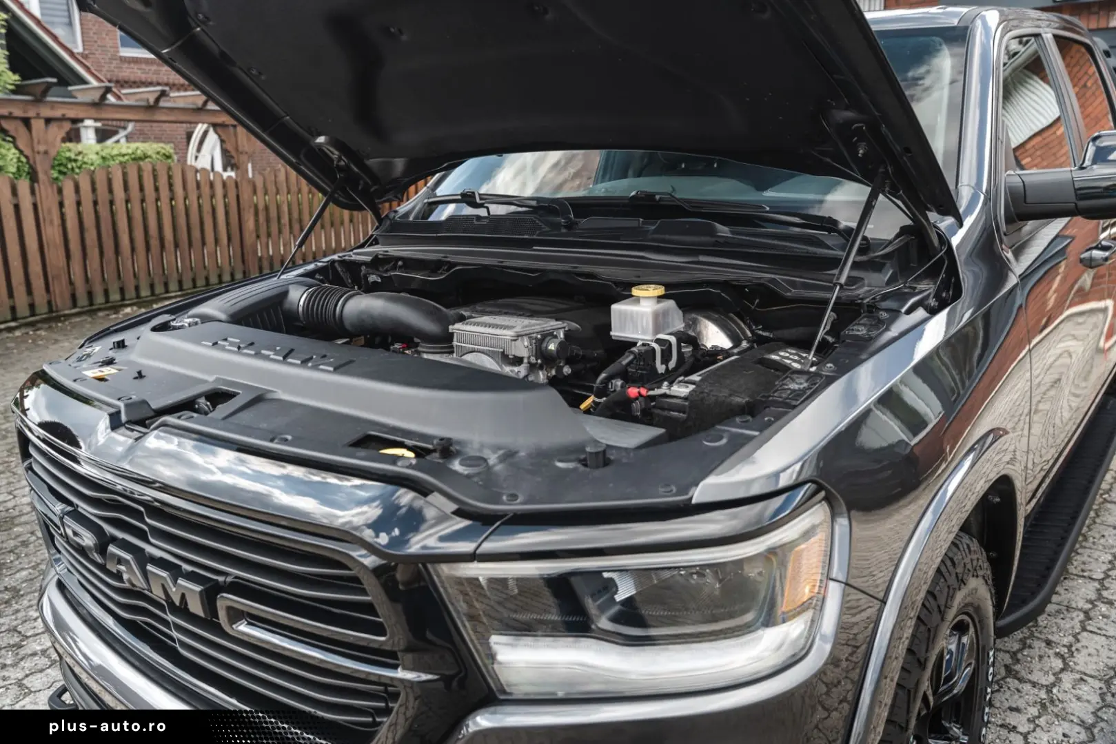 DODGE RAM5.7Laramie E-Torque LPG Navi 360 Dig-T Pano