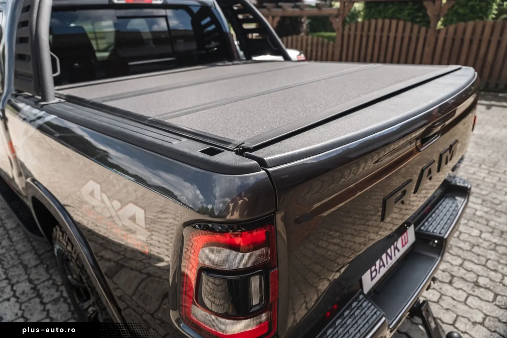 DODGE RAM5.7Laramie E-Torque LPG Navi 360 Dig-T Pano