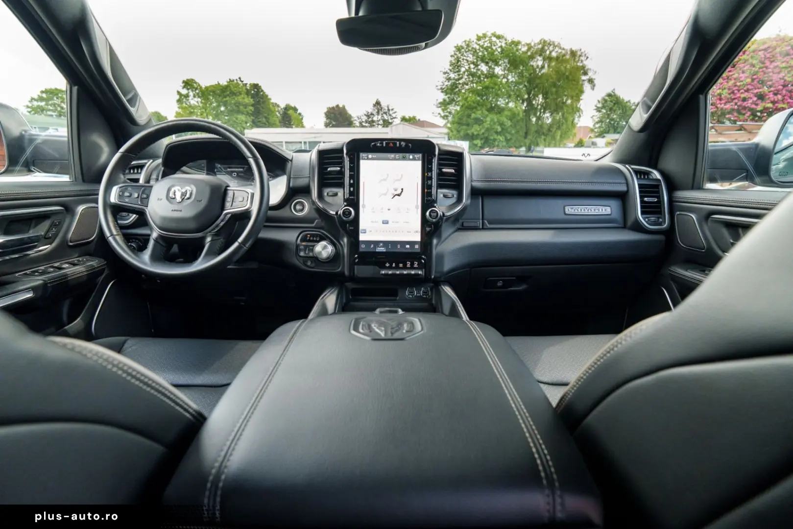 DODGE RAM5.7Laramie E-Torque LPG Navi 360 Dig-T Pano