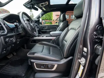 DODGE RAM5.7Laramie E-Torque LPG Navi 360 Dig-T Pano