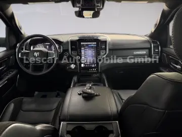 DODGE RAM 1500 Laramie Pick Up