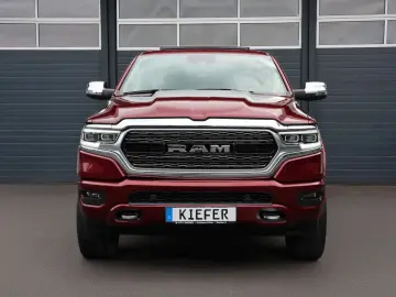 DODGE RAM 1500 5.7 4x4 ACC HUD 360 H&K Luftfederung 22