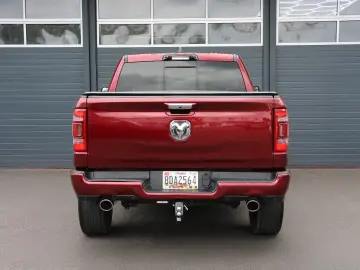 DODGE RAM 1500 5.7 4x4 ACC HUD 360 H&K Luftfederung 22