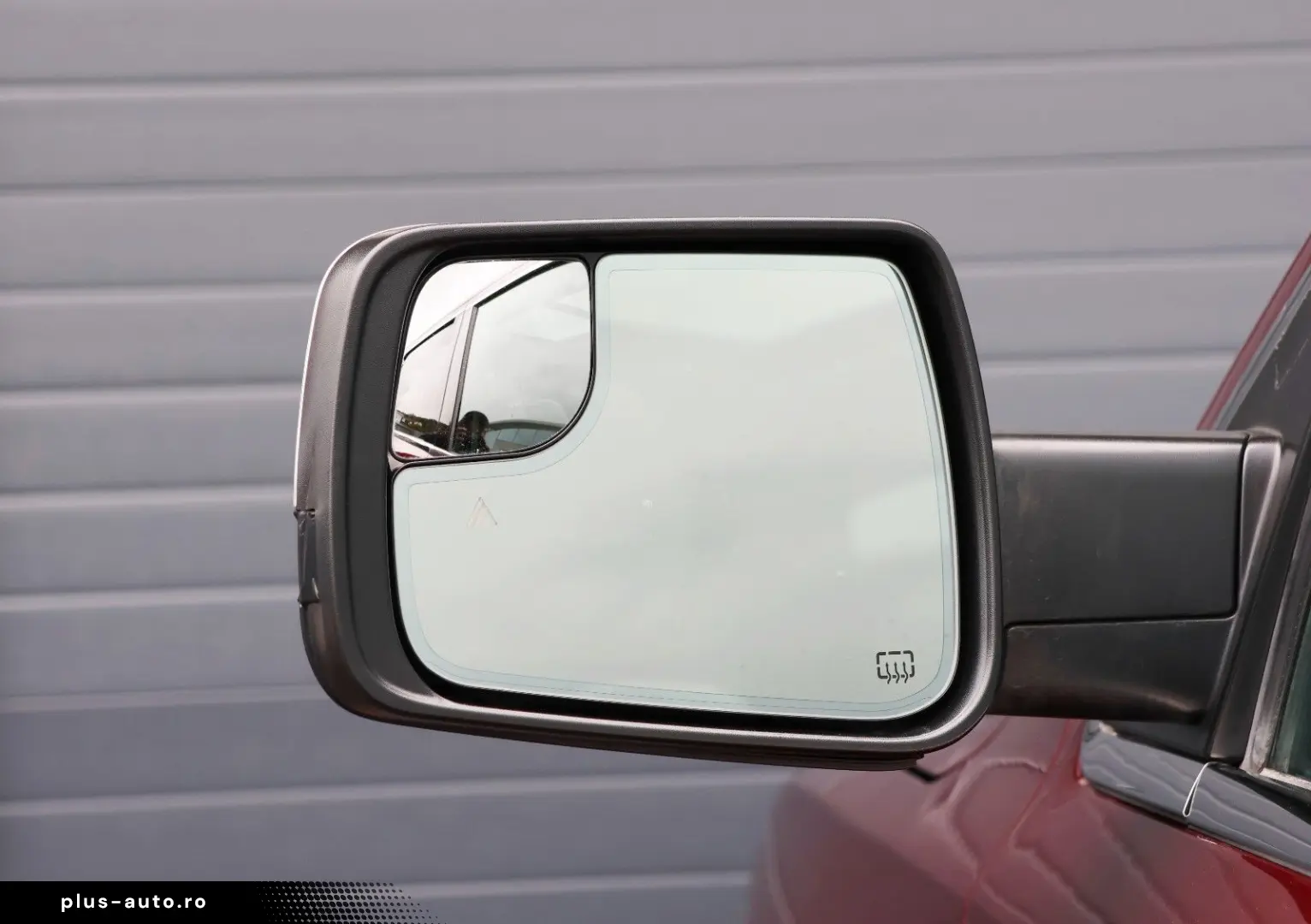 DODGE RAM 1500 5.7 4x4 ACC HUD 360 H&K Luftfederung 22
