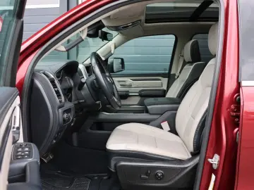 DODGE RAM 1500 5.7 4x4 ACC HUD 360 H&K Luftfederung 22
