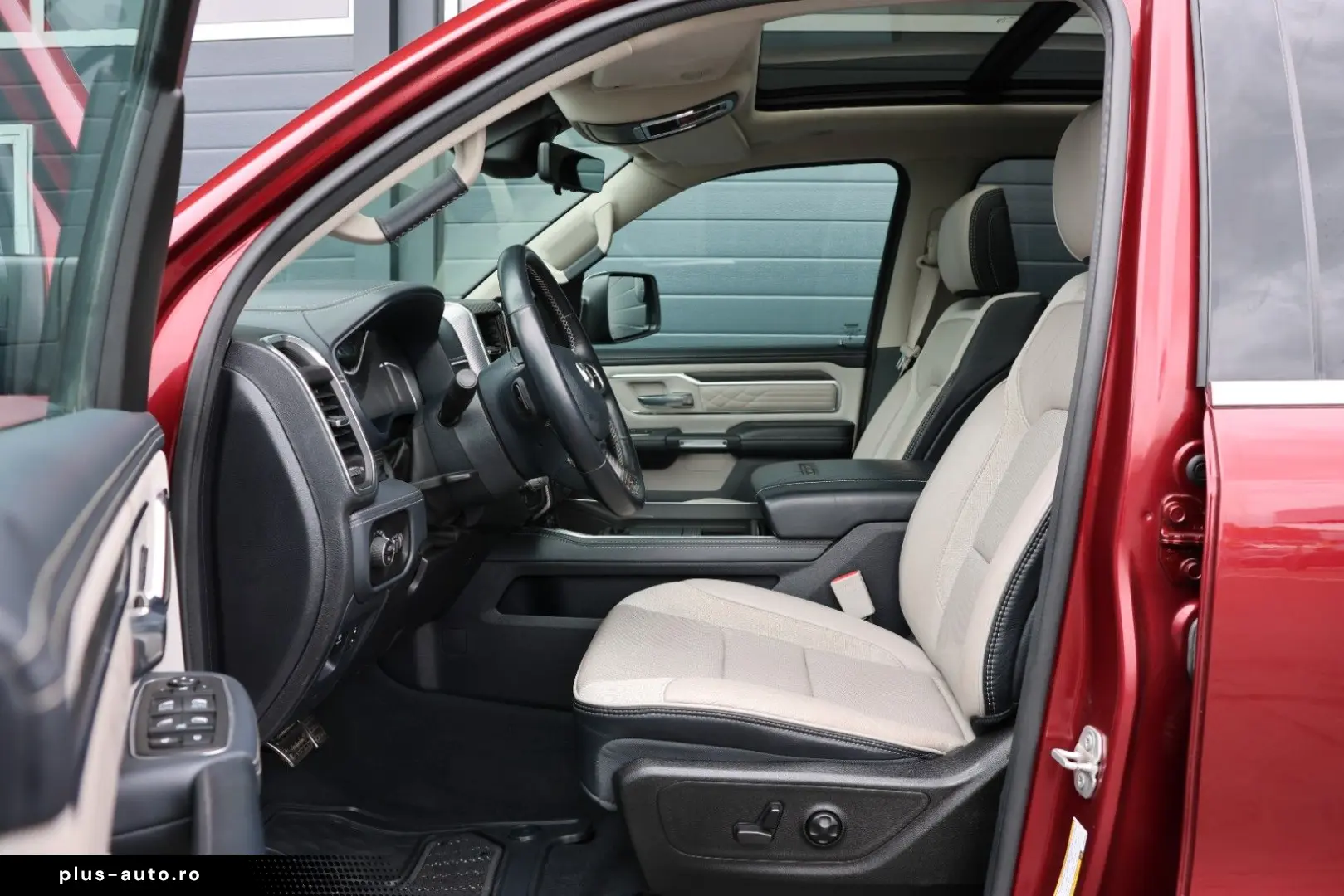 DODGE RAM 1500 5.7 4x4 ACC HUD 360 H&K Luftfederung 22