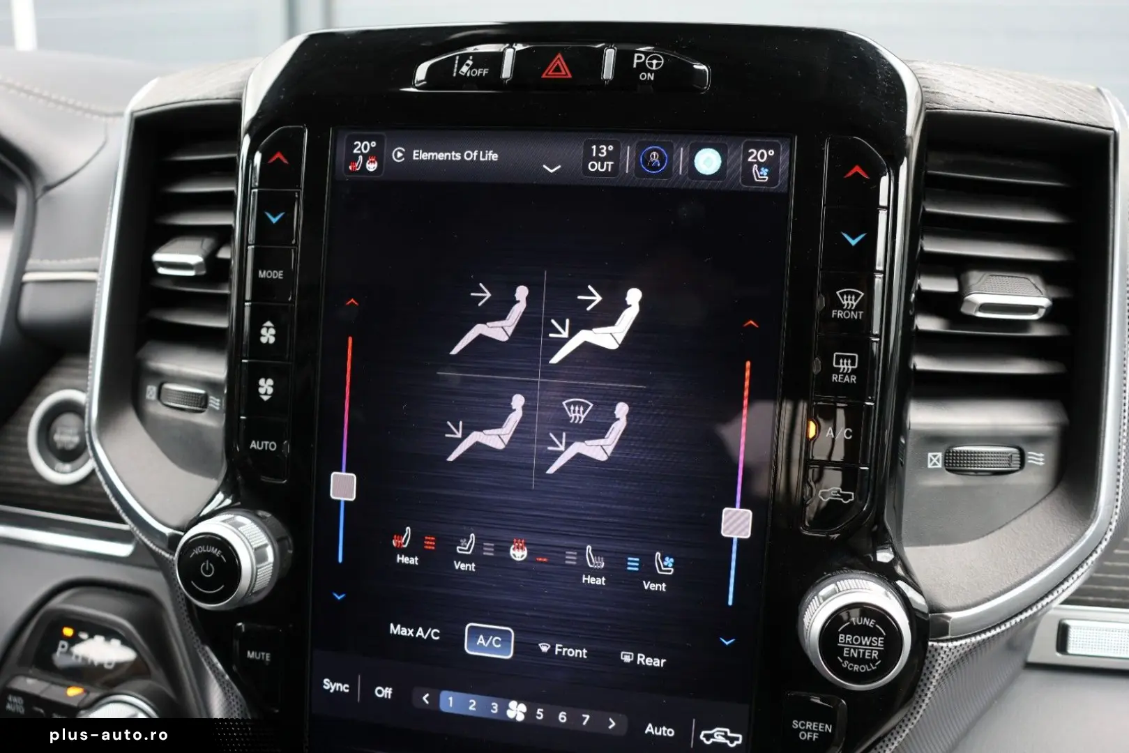 DODGE RAM 1500 5.7 4x4 ACC HUD 360 H&K Luftfederung 22
