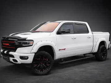 DODGE RAM 1500 4x4 CREW CAB LIMITED RED EDITION LUFT