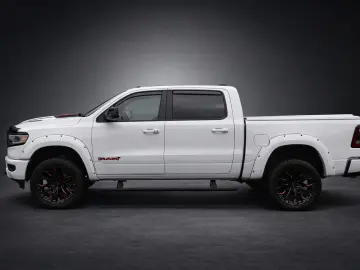 DODGE RAM 1500 4x4 CREW CAB LIMITED RED EDITION LUFT