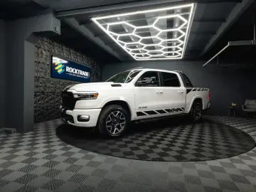 DODGE RAM 3.0 MY 25 TWIN TURBO LARAMIE Night Pano ACC