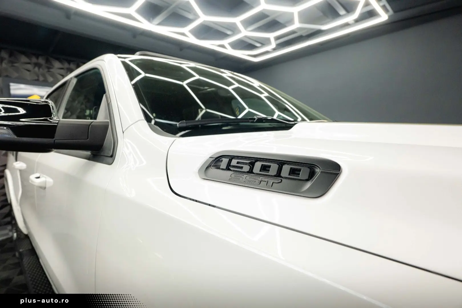 DODGE RAM 3.0 MY 25 TWIN TURBO LARAMIE Night Pano ACC