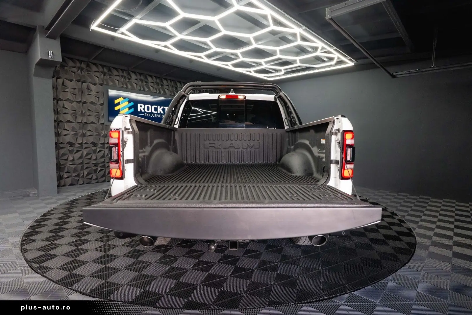 DODGE RAM 3.0 MY 25 TWIN TURBO LARAMIE Night Pano ACC