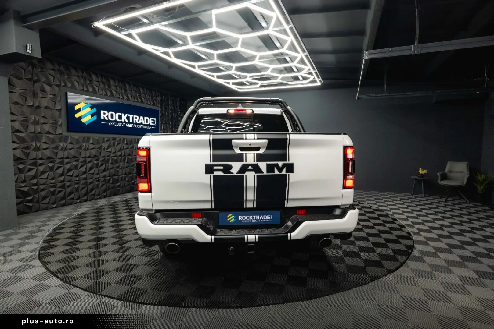 DODGE RAM 3.0 MY 25 TWIN TURBO LARAMIE Night Pano ACC