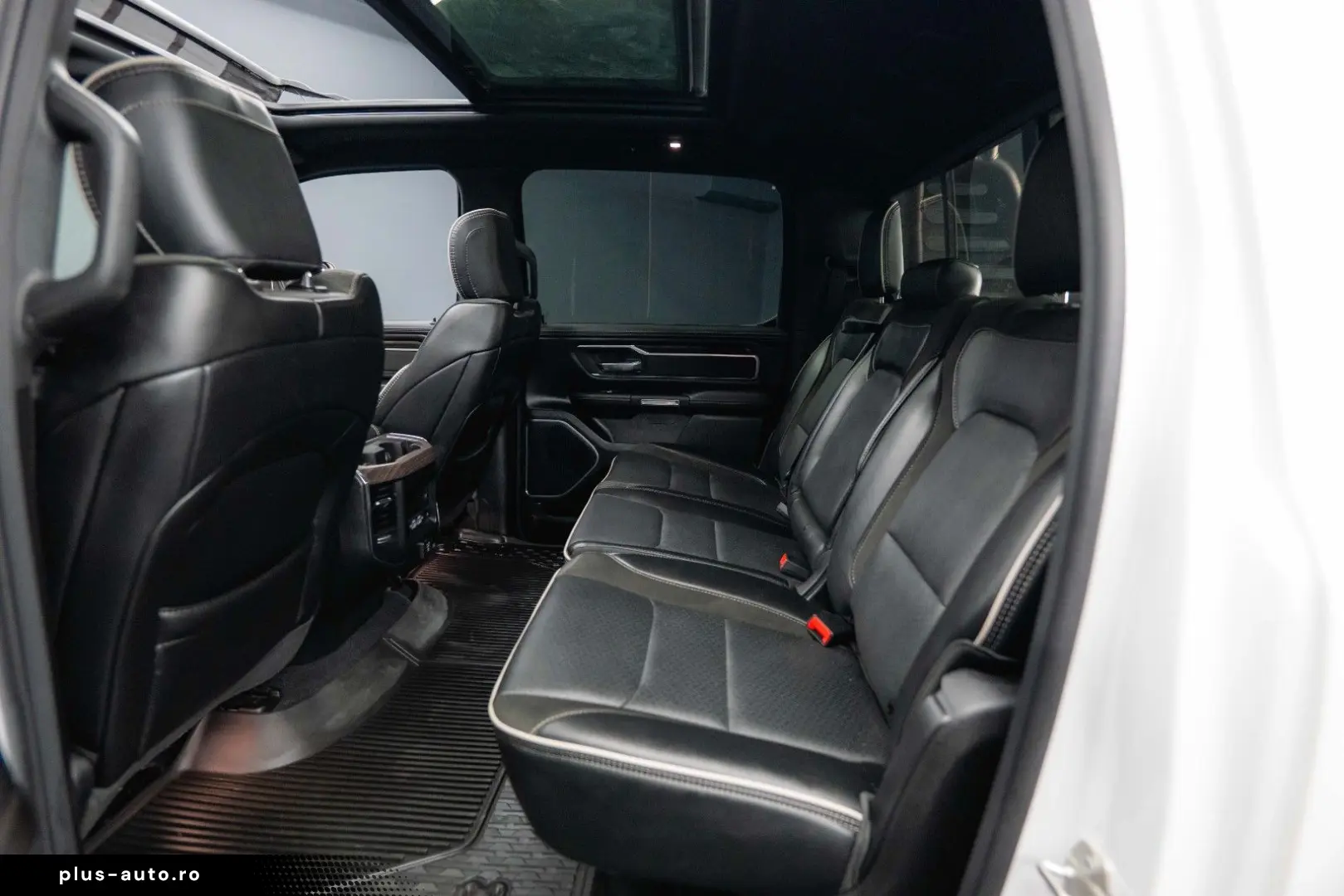 DODGE RAM 3.0 MY 25 TWIN TURBO LARAMIE Night Pano ACC