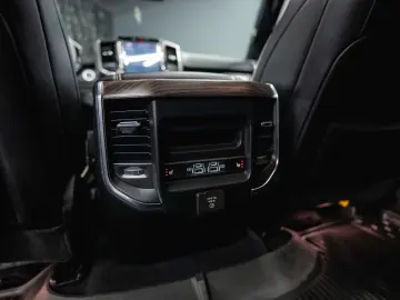 DODGE RAM 3.0 MY 25 TWIN TURBO LARAMIE Night Pano ACC