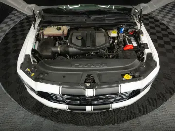 DODGE RAM 3.0 MY 25 TWIN TURBO LARAMIE Night Pano ACC