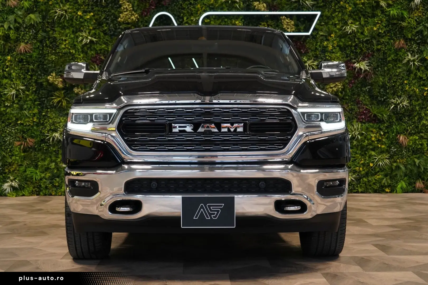 DODGE RAM 1500 5.7 V8 HEMI LIMITED H K 360 59.091€ NET