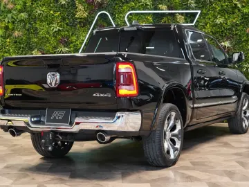 DODGE RAM 1500 5.7 V8 HEMI LIMITED H K 360 59.091€ NET