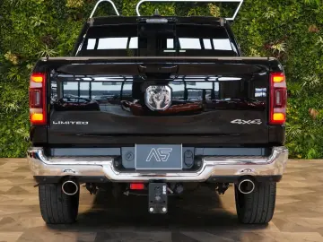 DODGE RAM 1500 5.7 V8 HEMI LIMITED H K 360 59.091€ NET