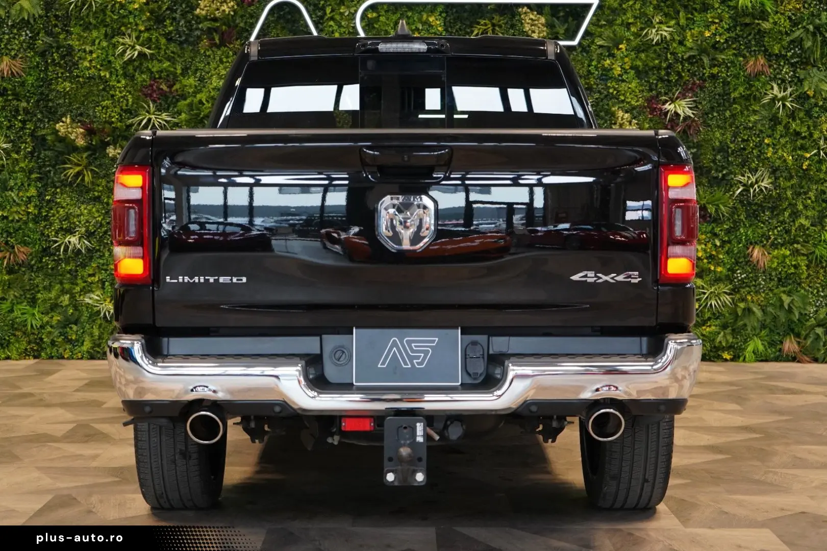 DODGE RAM 1500 5.7 V8 HEMI LIMITED H K 360 59.091€ NET