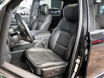 DODGE RAM 1500 5.7 V8 HEMI LIMITED H K 360 59.091€ NET