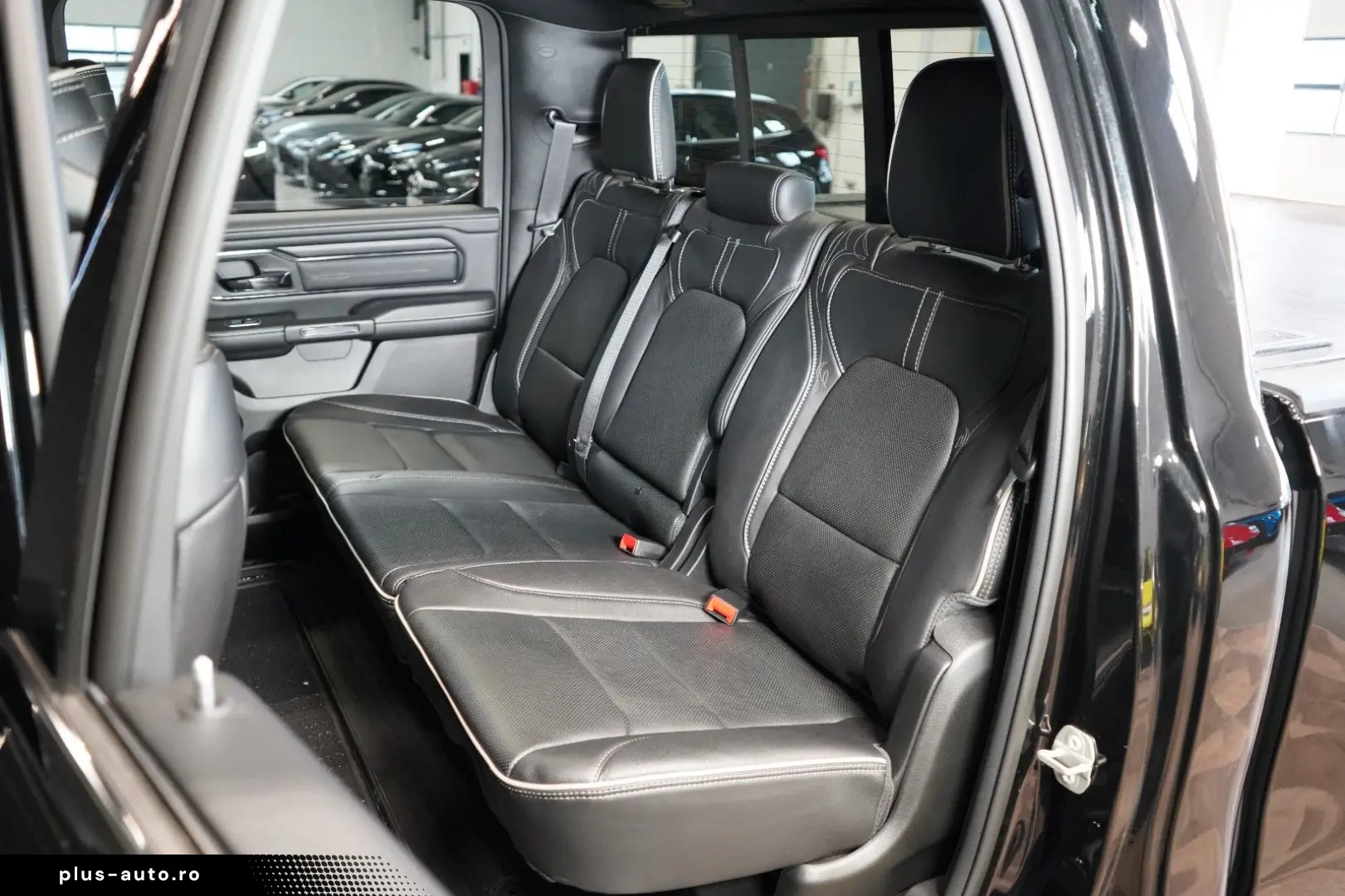 DODGE RAM 1500 5.7 V8 HEMI LIMITED H K 360 59.091€ NET