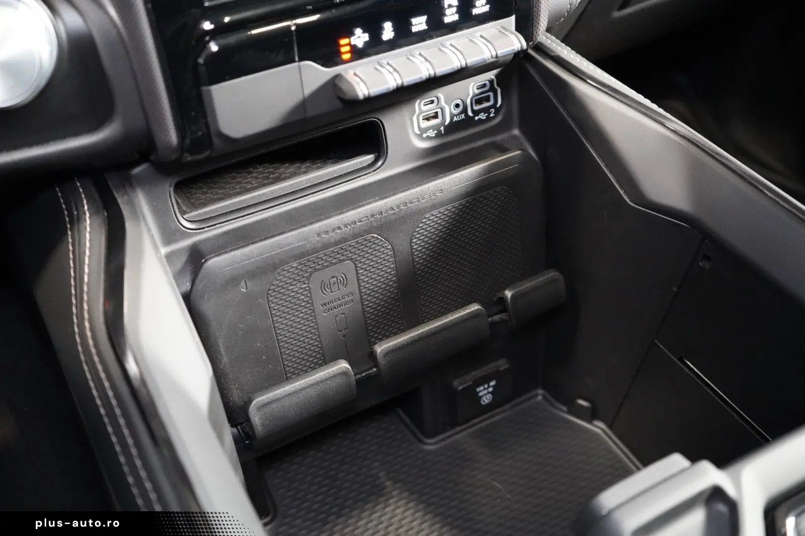 DODGE RAM 1500 5.7 V8 HEMI LIMITED H K 360 59.091€ NET