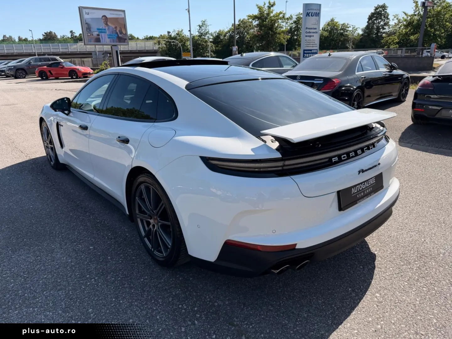 PORSCHE Panamera 4 E   MATRIX   SPORT-AGA   BEIF-DISPLAY