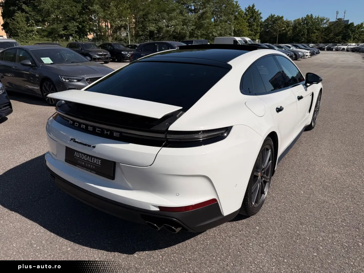 PORSCHE Panamera 4 E   MATRIX   SPORT-AGA   BEIF-DISPLAY