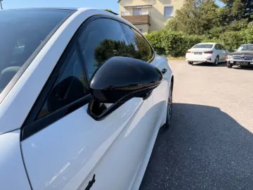 PORSCHE Panamera 4 E   MATRIX   SPORT-AGA   BEIF-DISPLAY