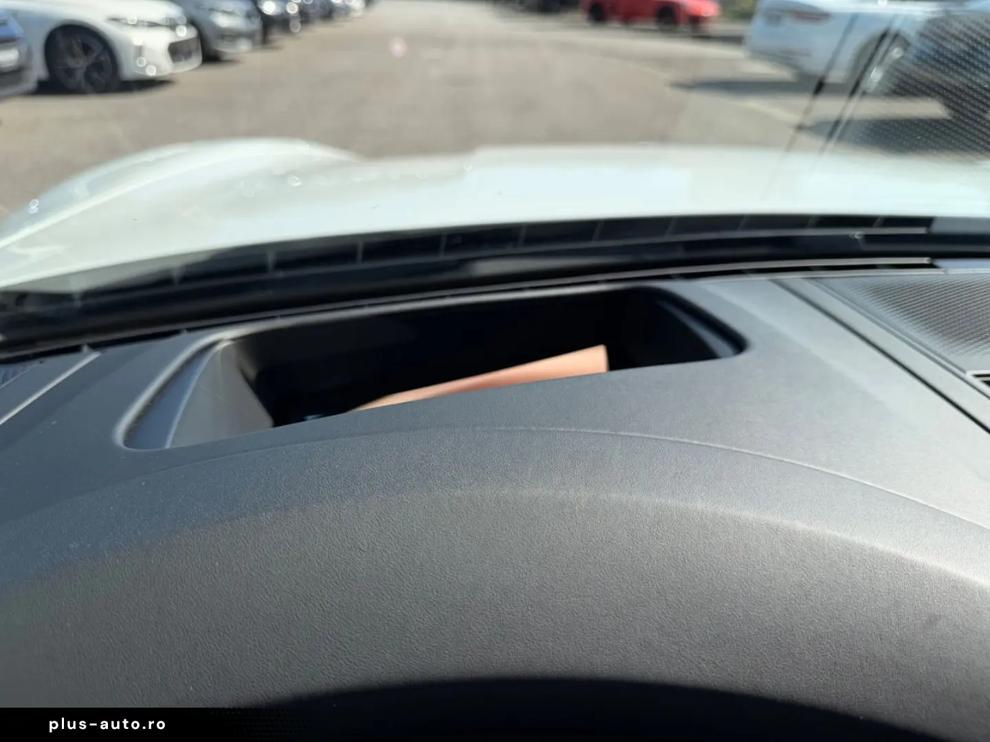 PORSCHE Panamera 4 E   MATRIX   SPORT-AGA   BEIF-DISPLAY