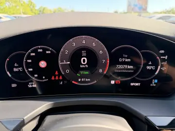 PORSCHE Panamera 4 E   MATRIX   SPORT-AGA   BEIF-DISPLAY