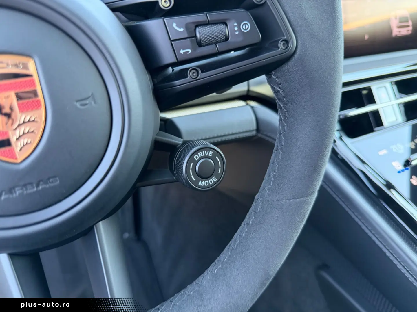PORSCHE Panamera 4 E   MATRIX   SPORT-AGA   BEIF-DISPLAY