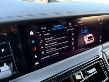 PORSCHE Panamera 4 E   MATRIX   SPORT-AGA   BEIF-DISPLAY