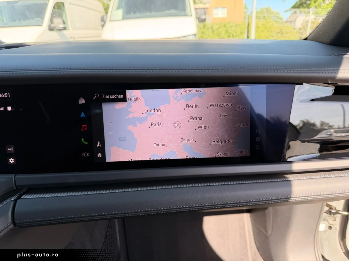 PORSCHE Panamera 4 E   MATRIX   SPORT-AGA   BEIF-DISPLAY